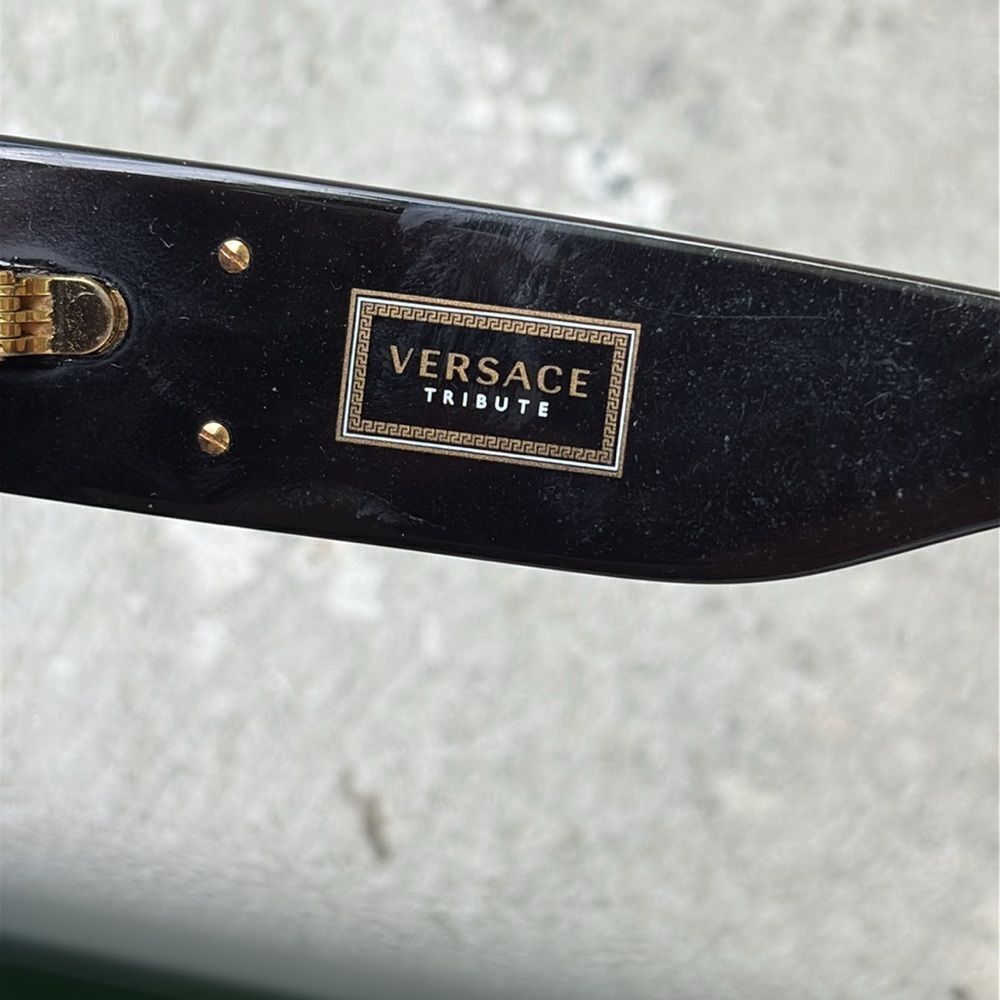Versace Vogue tribute sunglasses - Picture 7 of 8